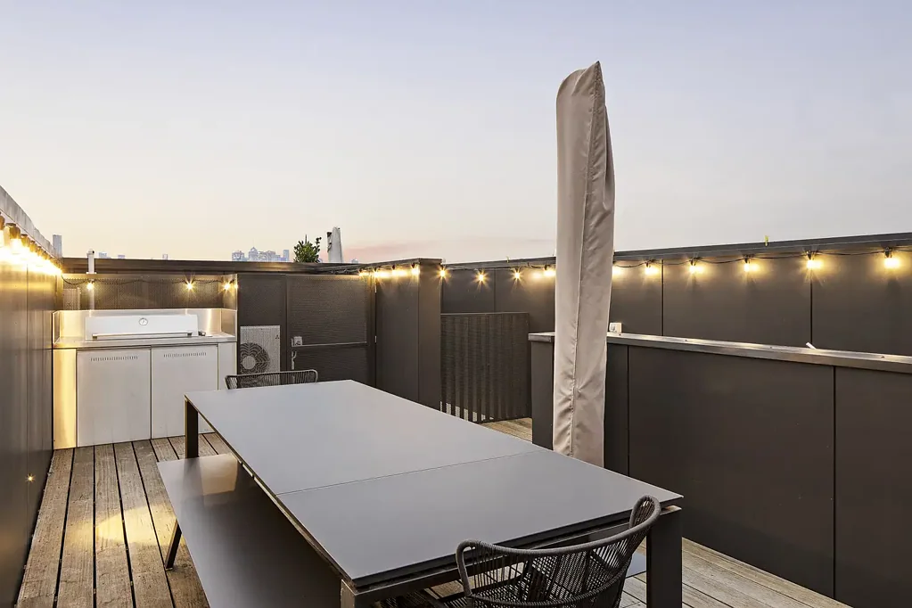 Luxury Living with Rooftop Views in Richmond