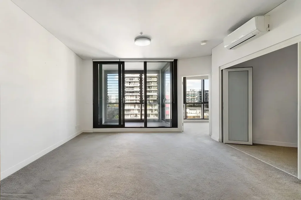 Wolli Creek 1房 明亮一居室 书房 私密泳池 健身房 停车便利 河畔公园 步行交通 Smart lifestyle pad in Wolli Creek village hub