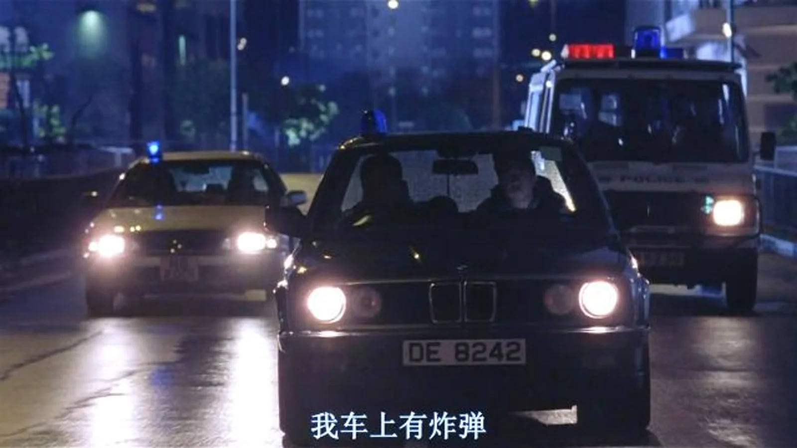 震惊!新加坡总统府花园发现手榴弹!