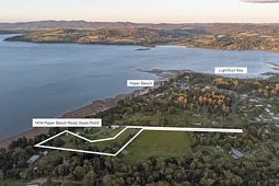 141a Paper Beach Road, Swan Point