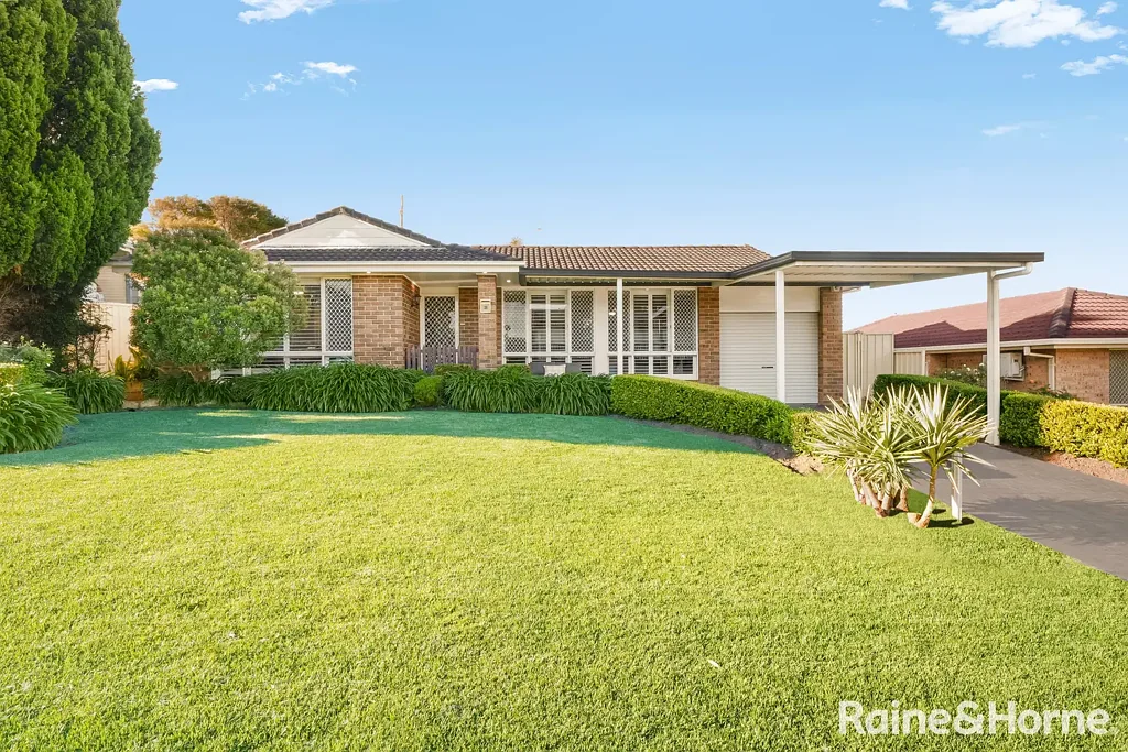 39 Balthasar Close, Rosemeadow, NSW 2560
