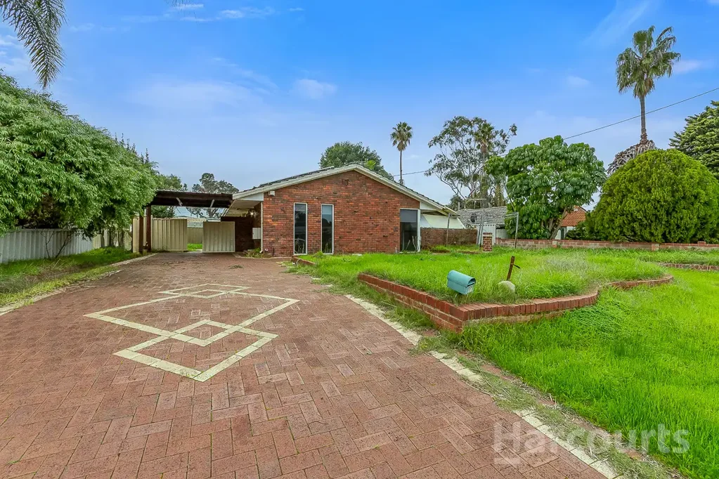 12 Thompson Drive, Wanneroo, WA 6065