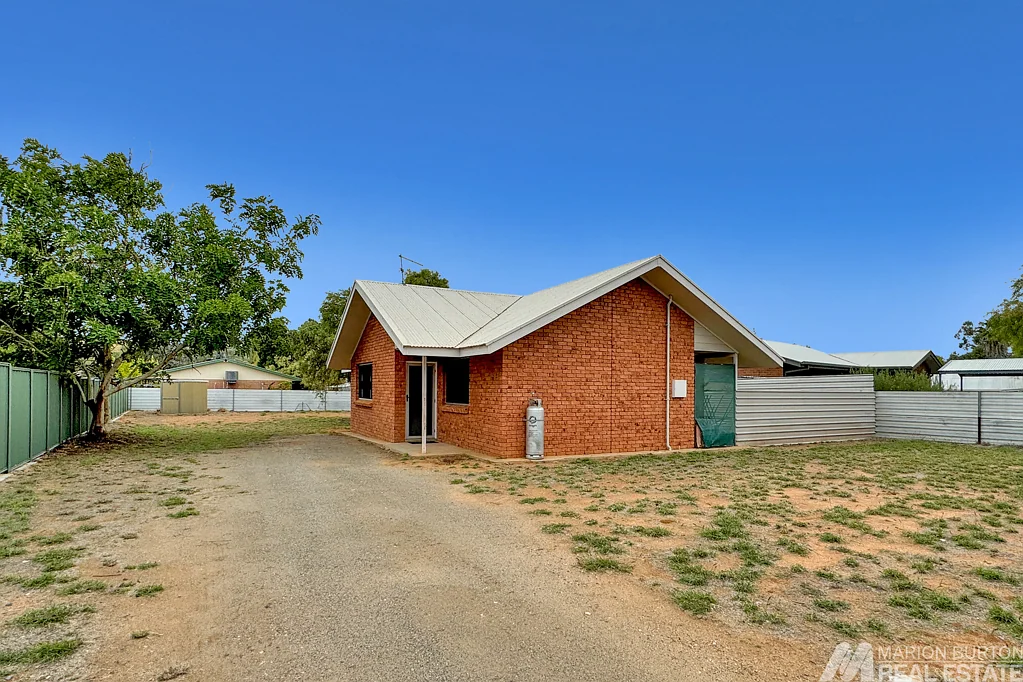 32 Patterson Crescent, Larapinta, NT 875