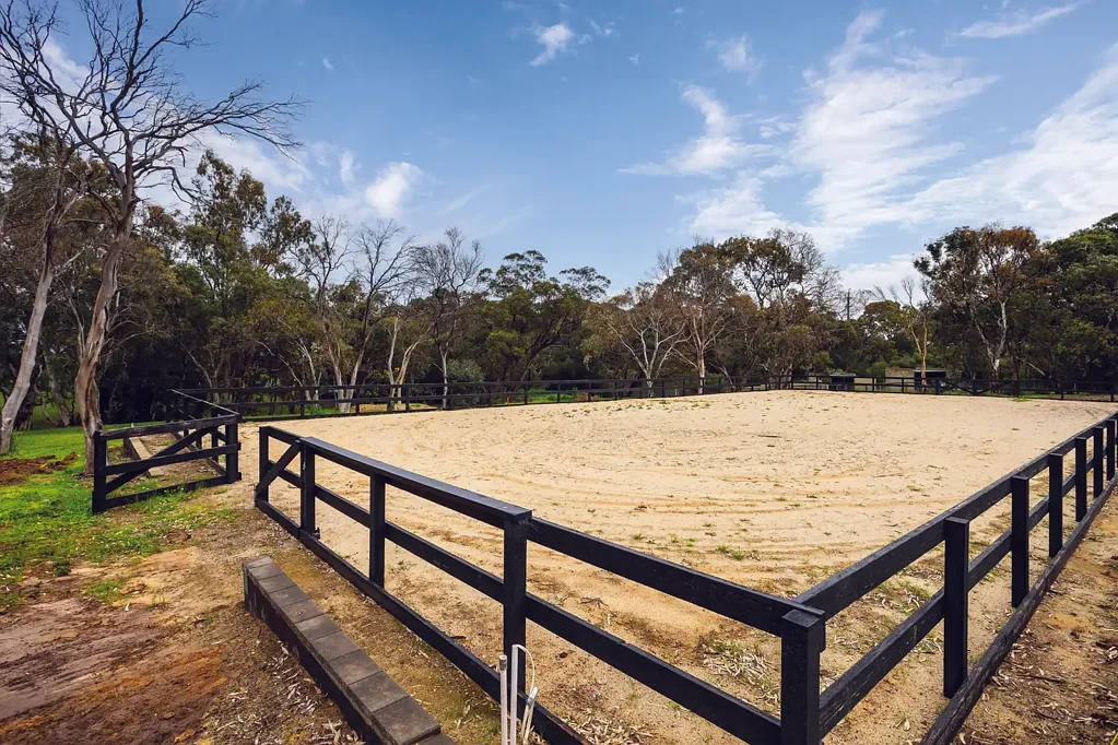 Onkaparinga Hills 2.88 Acres | An Exceptional Opportunity