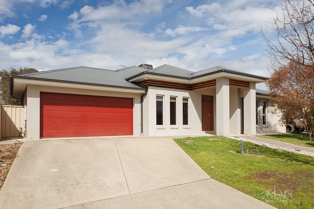 5 WEATHERS PLACE, Wodonga, VIC 3690