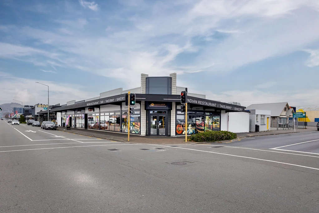 Sydenham New Tenant, New 8 Year Lease!