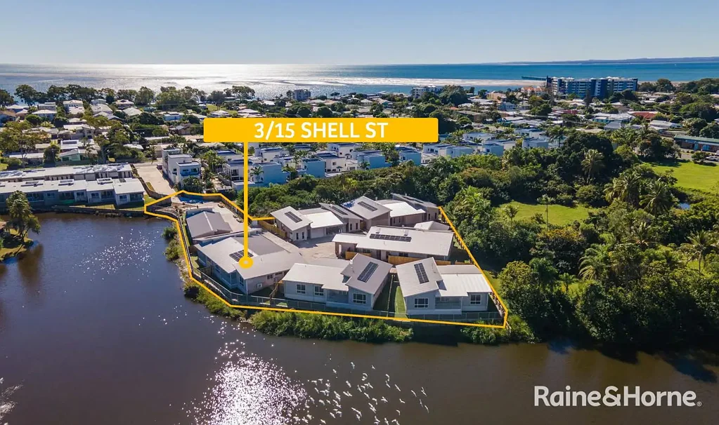 Urangan 3 Bedroom Lakeside Serenity