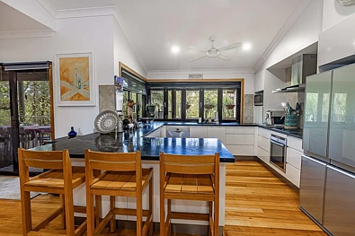 1590 Riverway Drive, Kelso, QLD 4815, 3 chambres, 2 salles de bain, House