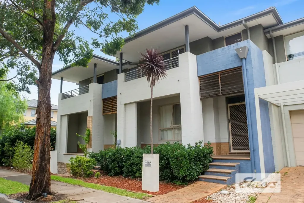 Modern Family Home with Study in Botanica Estate