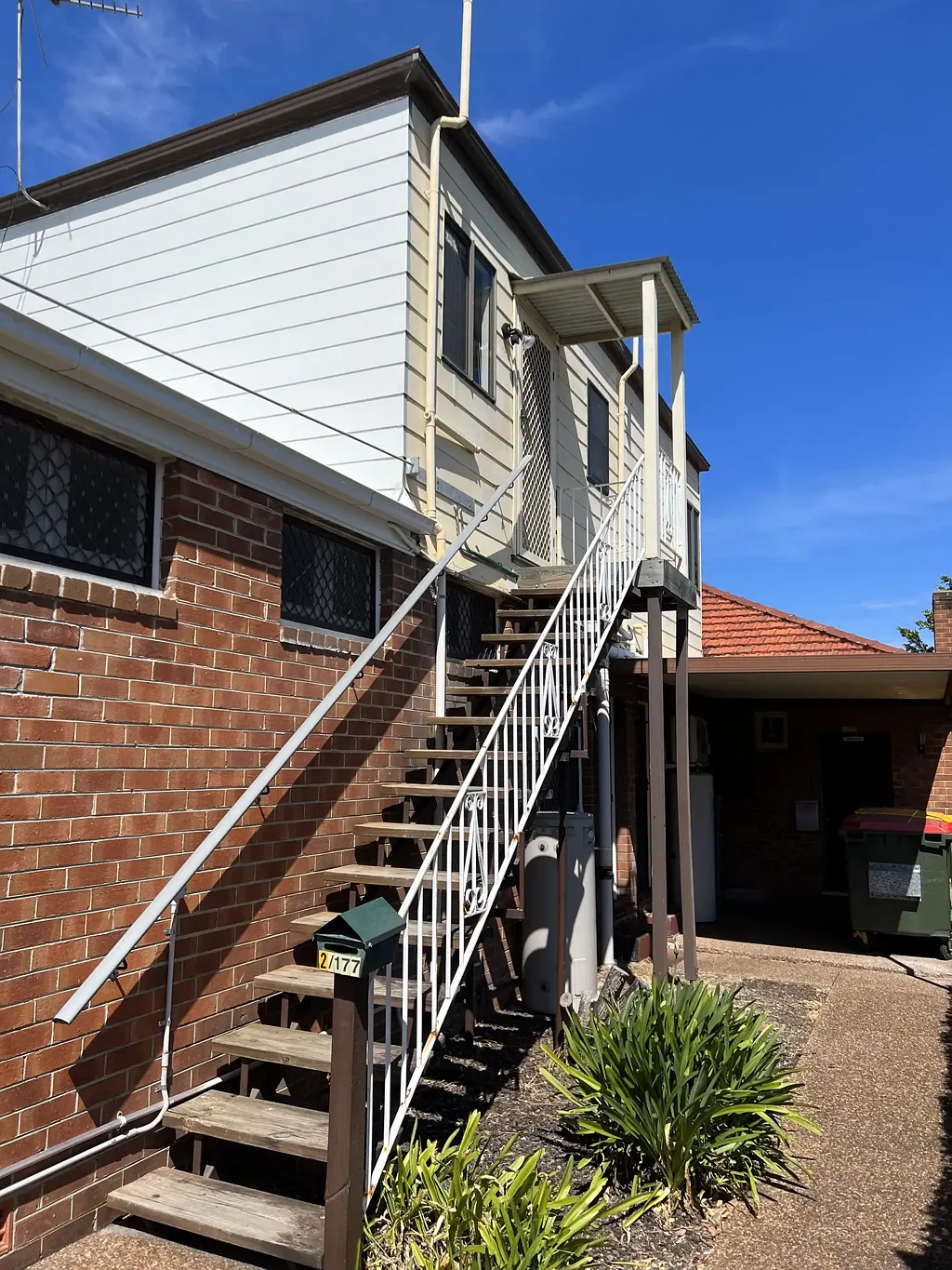 Clean well maintained flat