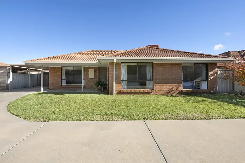 Swan Hill 2房  Peace and Quiet in Southern Nowie Street