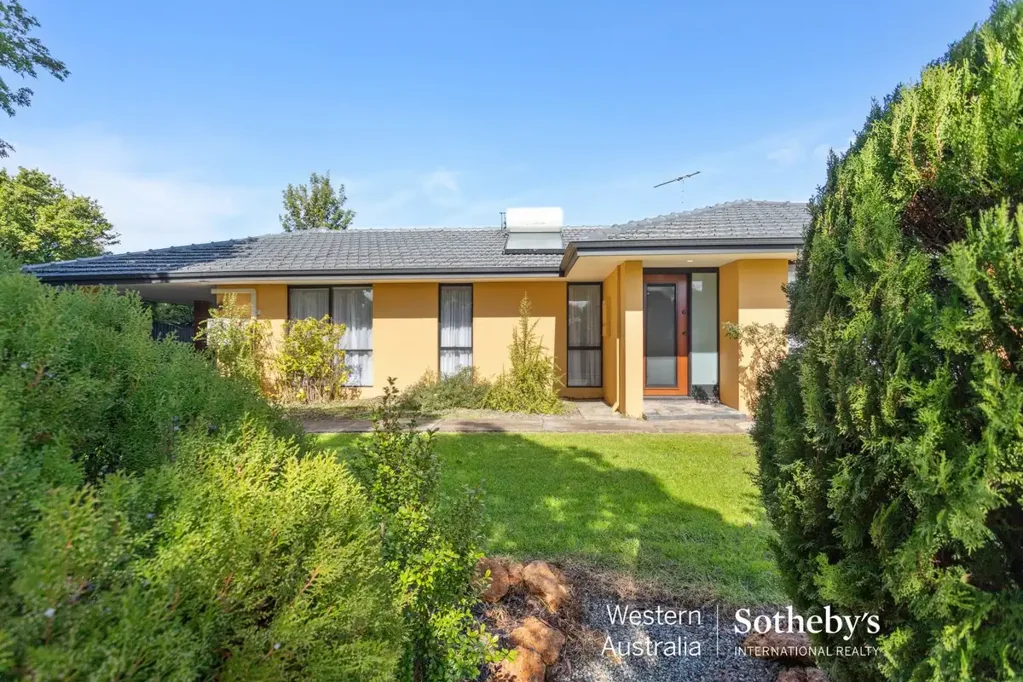 40 Bugendore Street, Maida Vale, WA 6057