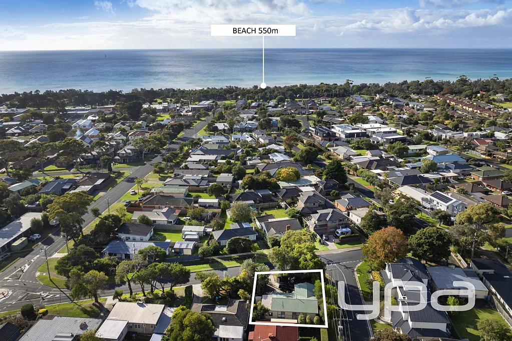 93 South Road, Rosebud, VIC 3939
