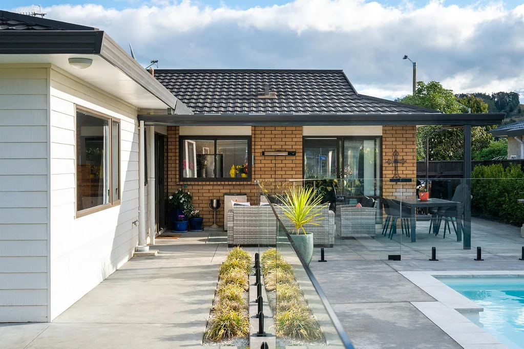 Greenmeadows 3Moenga Vendors committed elsewhere - inviting offers