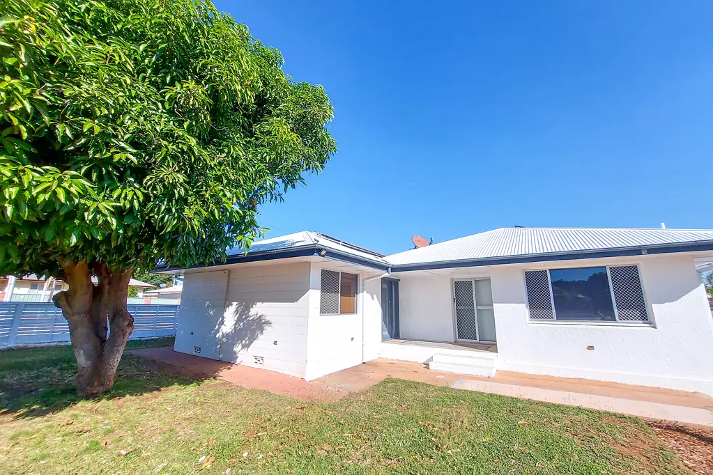 Mount Isa 4 Bedroom Stunning and Spacious Living at its Absolute Best!