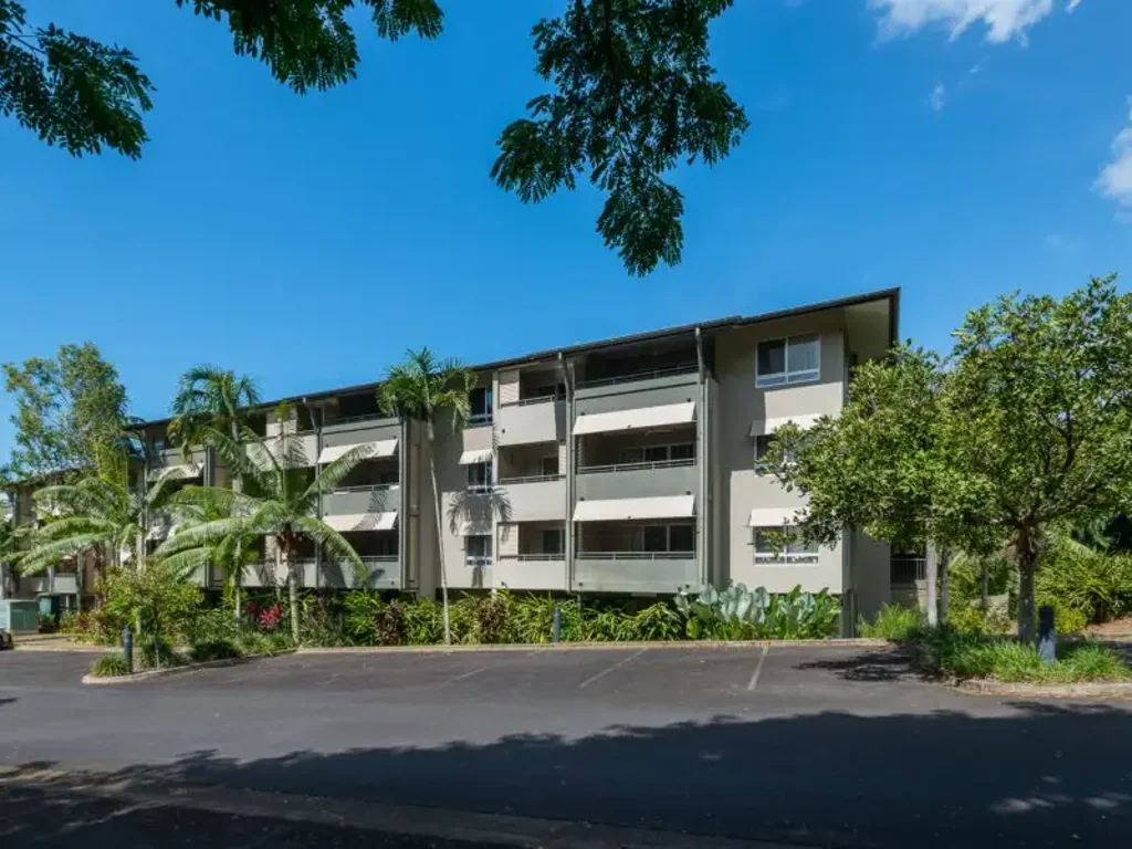 2 Bedroom 2 Bath fully furnished Apartment in Paradise