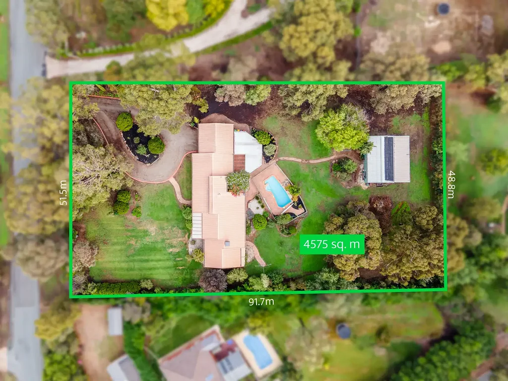 Shepparton North 4બેડરૂમ A Rare Lifestyle Retreat in the Heart of North Shepparton
