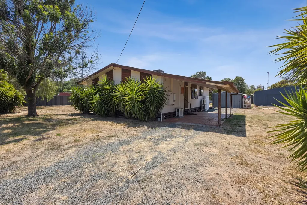 6 George Street, Serpentine, VIC 3517