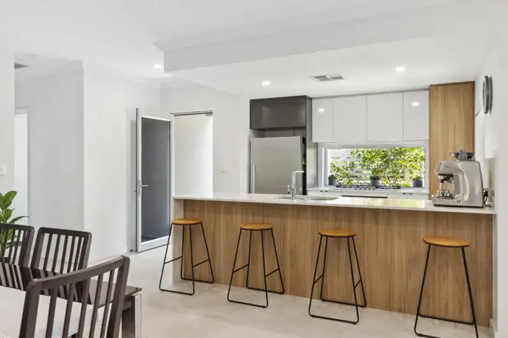 8 Wheeler Street, Morley, WA 6062