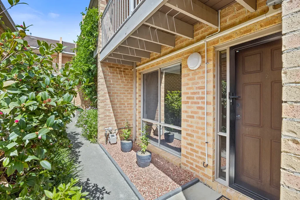 2/1A Davison Street, Crestwood, NSW 2620
