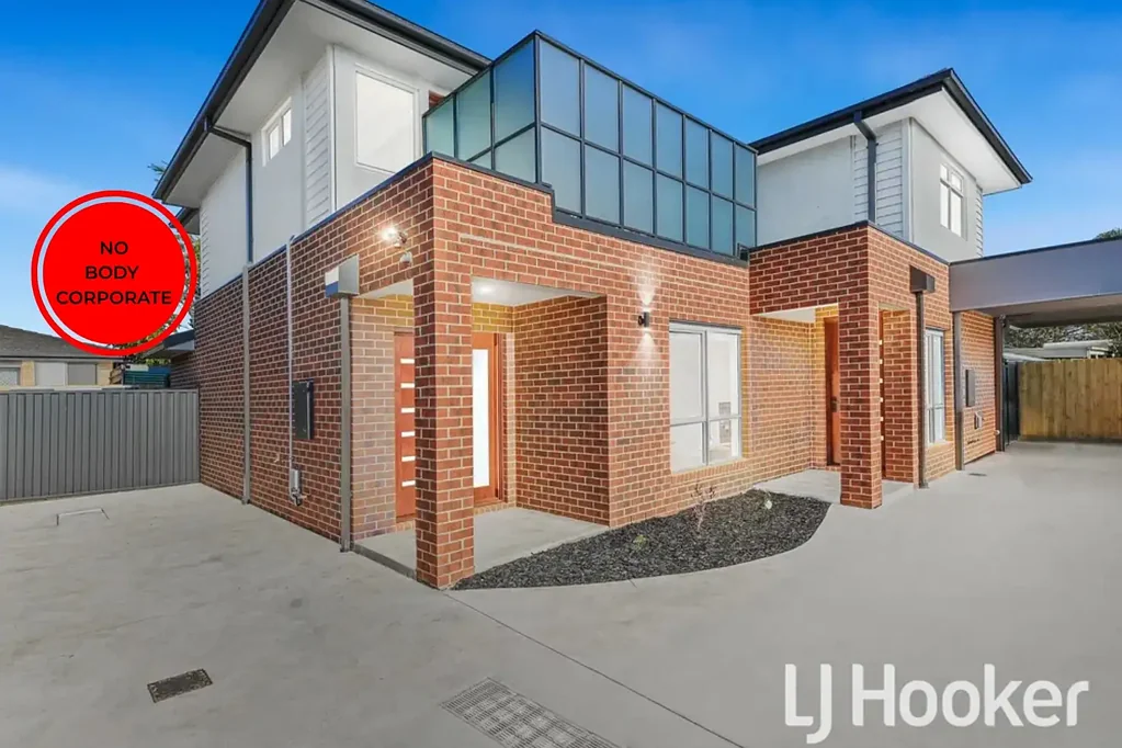 2/21 Green Valley Crescent, Hampton Park, VIC 3976
