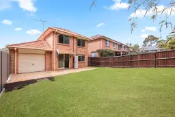 38 POPPERWELL DR, Menai