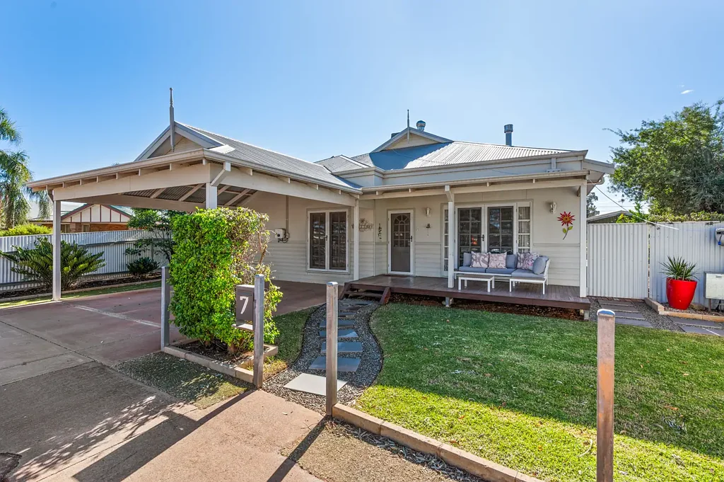7 Rosenberg Crescent, Kalgoorlie, WA 6430