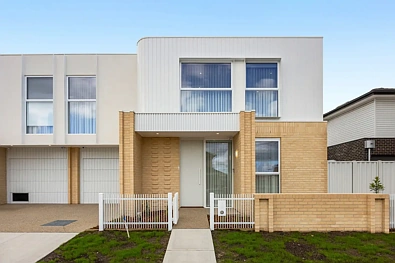 Niddrie 4房 全新建筑杰作，拥有独立临街面 Brand-new architectural excellence with its own street frontage