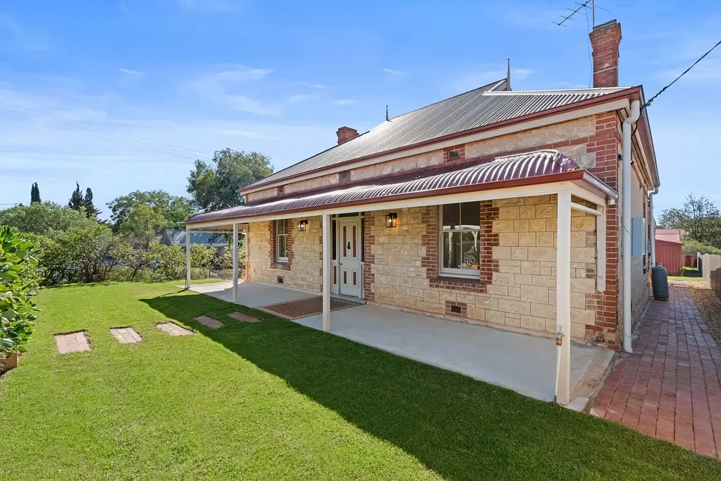 Milang 3chambre Renovated Character Home by the Lake