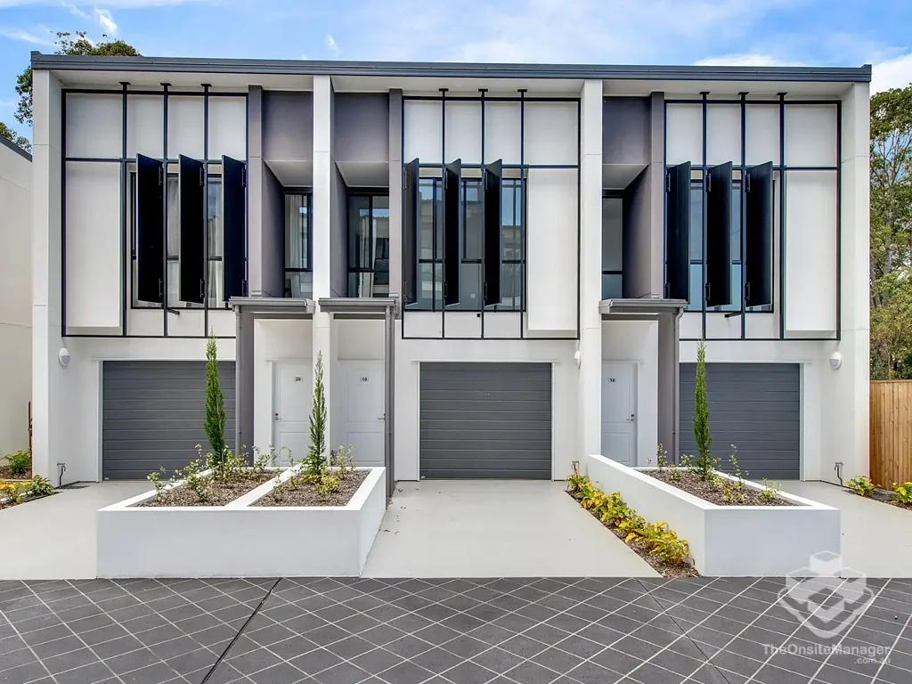 Ducted Air Con 4 beds -Just 6k to Enoggera barracks