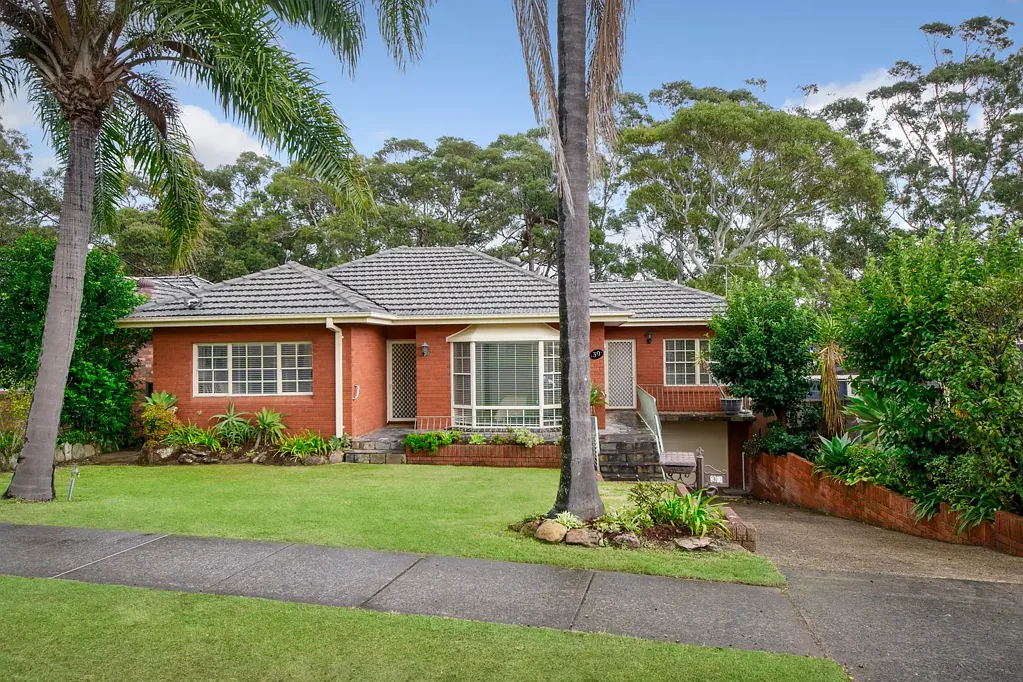 39 Laguna Street, Caringbah South, NSW 2229