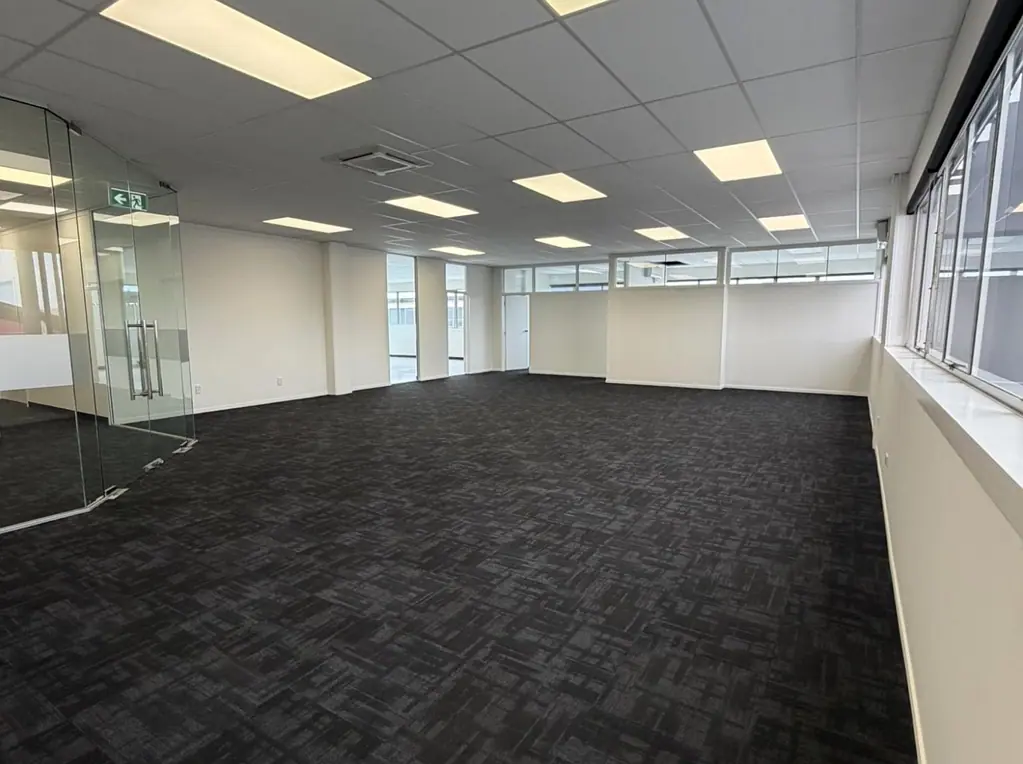 Penrose  Level 1, Road Front Office
