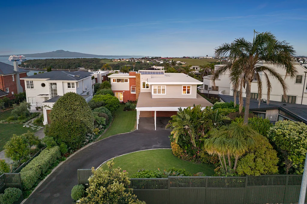 Orakei 3Zimmer BIG SEA VIEWS FROM A 1950s CLASSIC FAMILY HOME