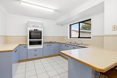 6 Farrell Drive, Walloon, QLD 4306, 3 Bedrooms, 1 Bathrooms, House