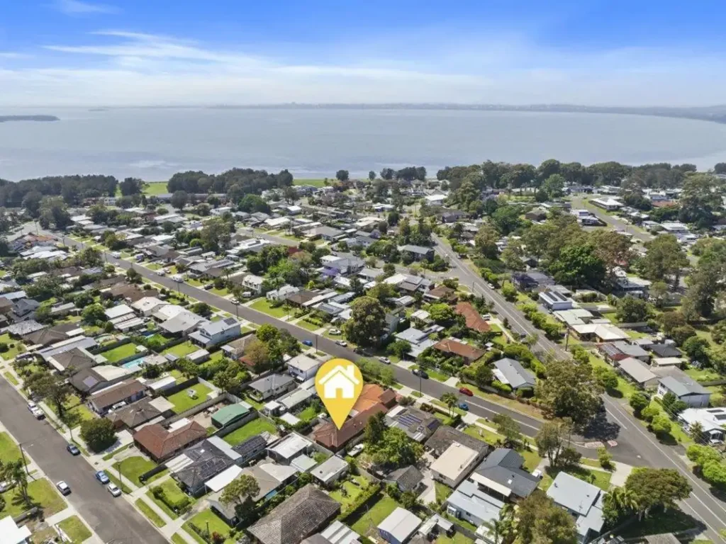 Berkeley Vale 3ห้องนอน GREAT LOCATION, GREAT HOME, GREAT BUYING