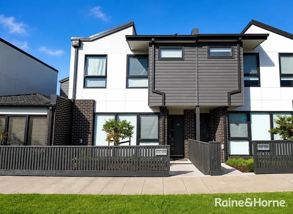 Modern Townhouse Living with Space & Convenience