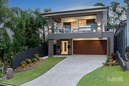 18 Vorneen Lane, Mitchelton