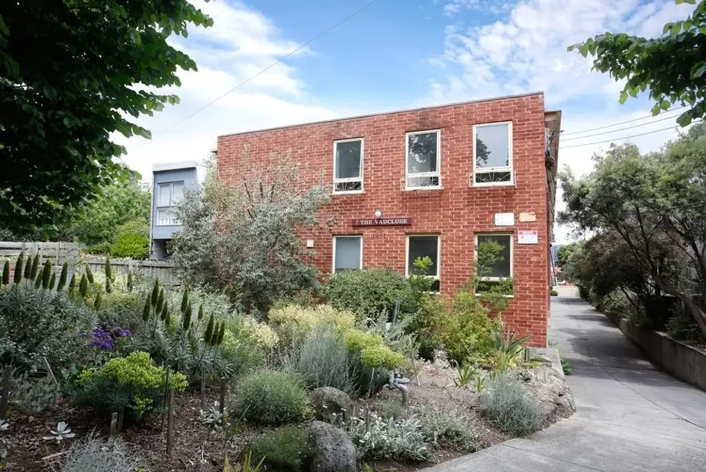 Stylish Richmond Living in a Prime Location