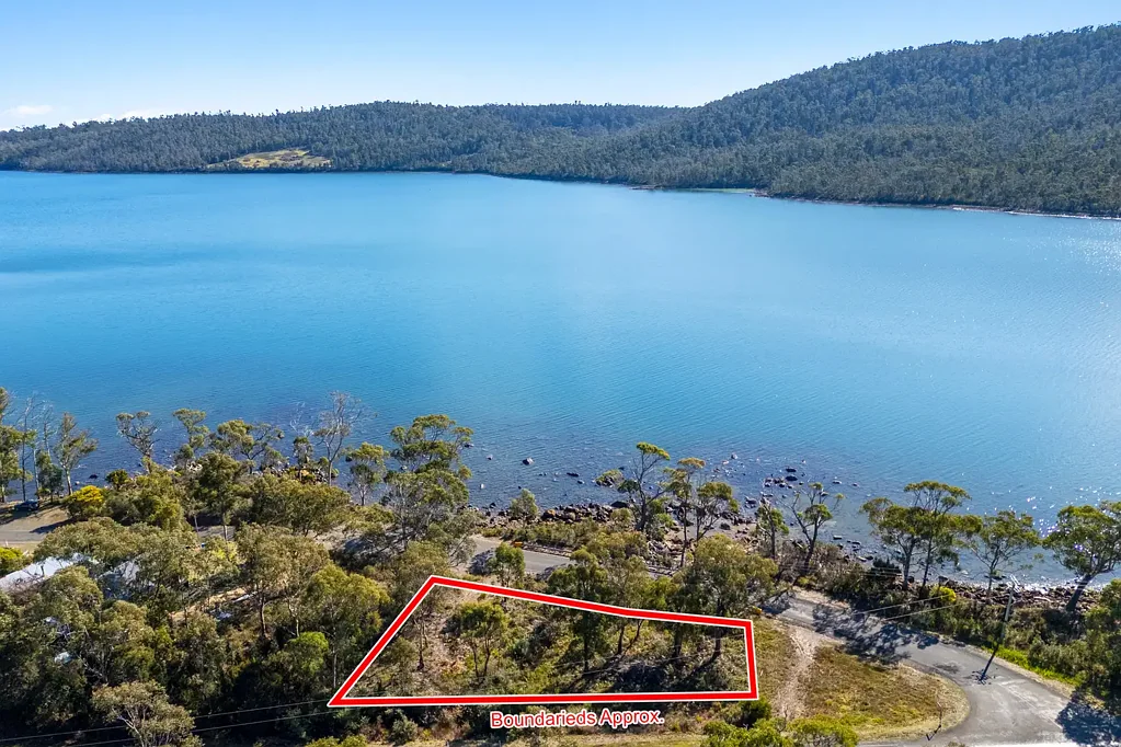 Eaglehawk Neck  Waterfront Lifestyle Opportunity – Eaglehawk Neck