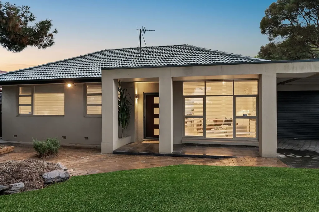 Somerton Park 4房  A Flexible Family Base in the Heart of Somerton Park.