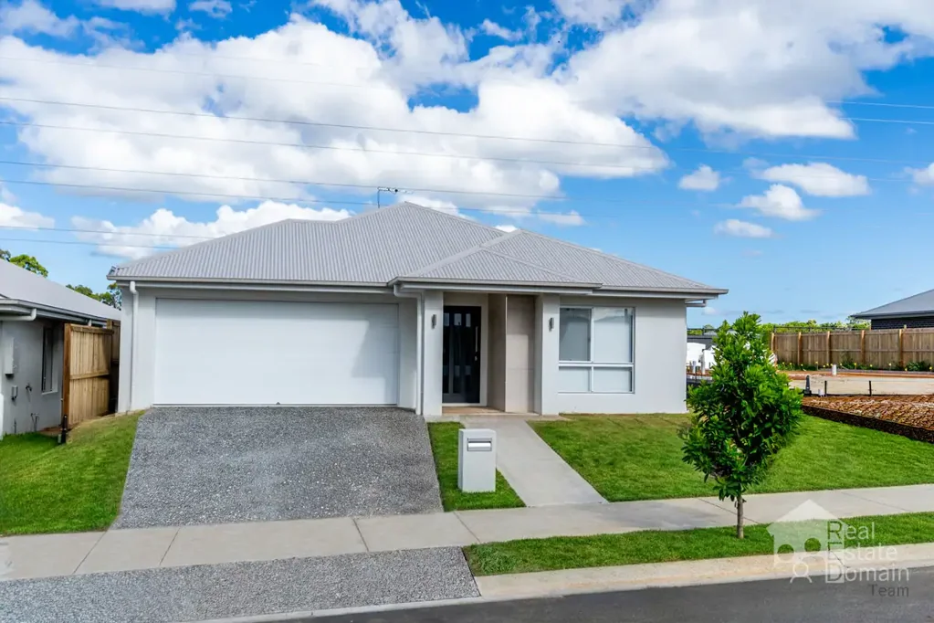 Modern New Build Offering Style, Space and Convenience