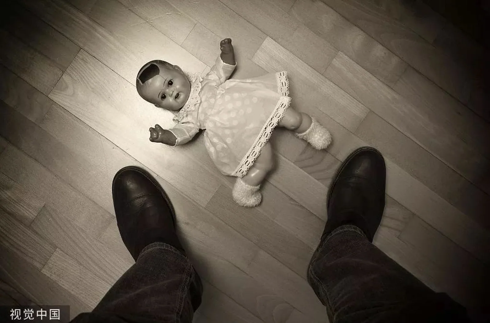 性侵幼女并强迫卖淫，执行死刑！作案手段令人发指，网友大呼“该”！