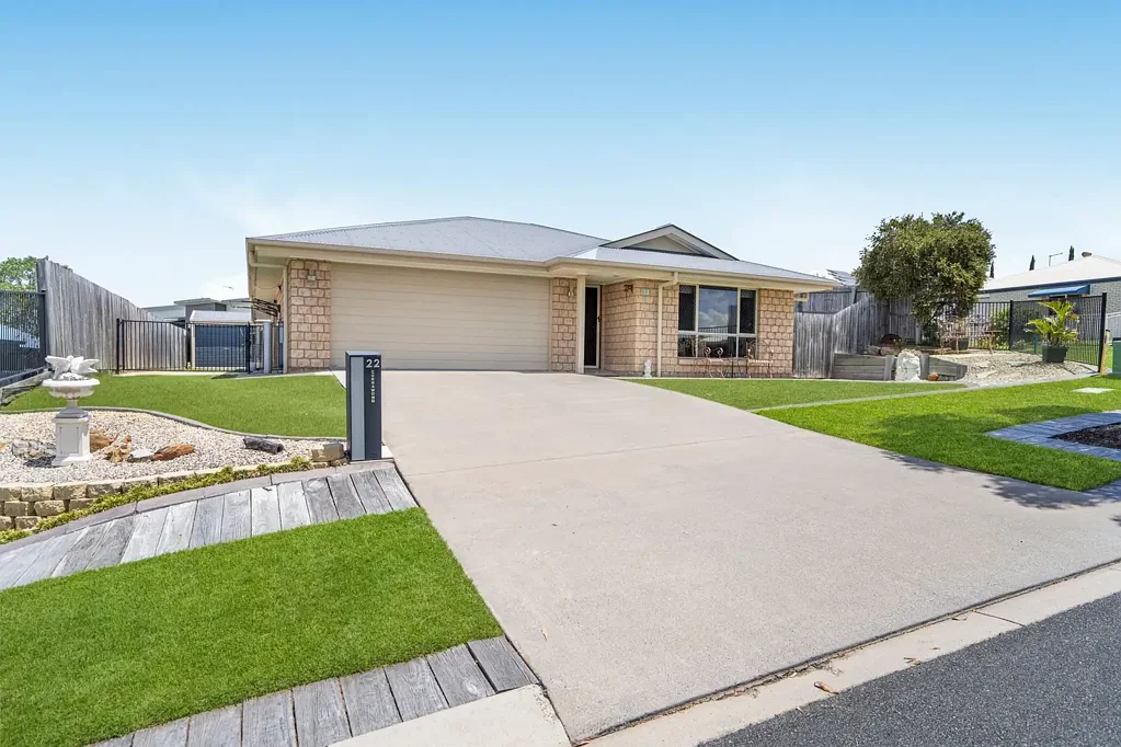 22 Currawong Street, Deebing Heights, QLD 4306
