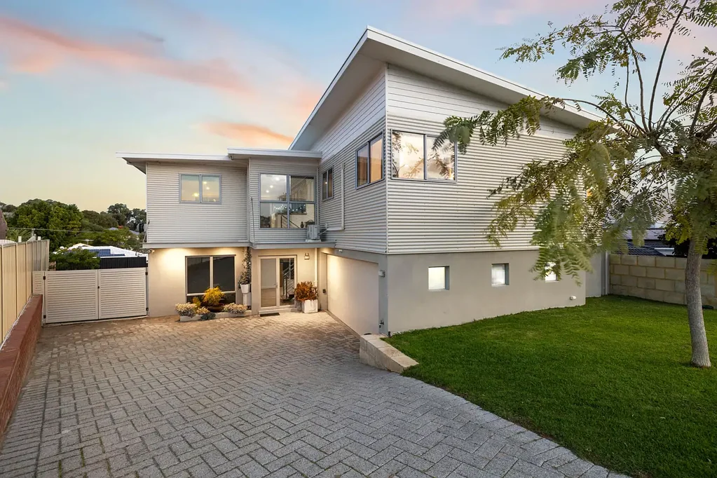 43 Hurley Way, Hillarys, WA 6025