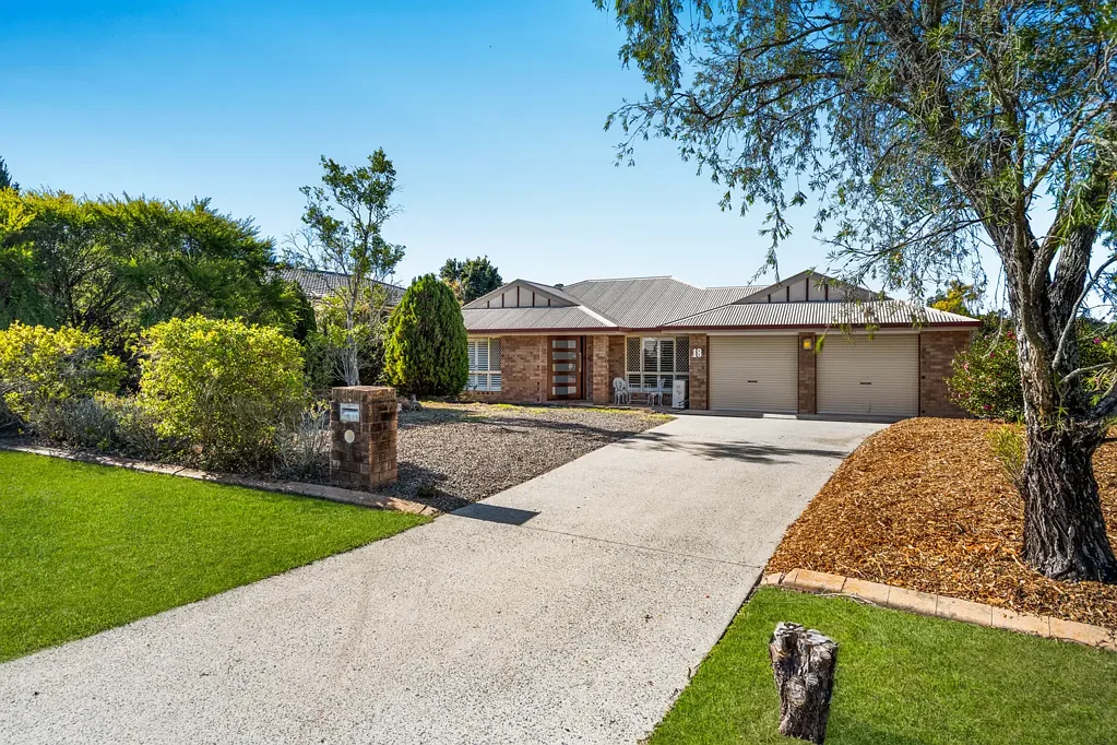 Arana Hills 4غرفة نوم INVITING FAMILY HOME IN SOUGHT-AFTER ARLINGTON ESTATE