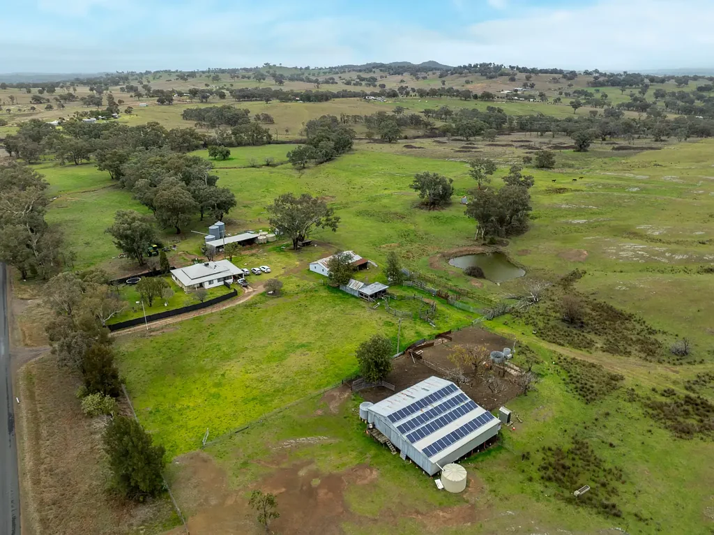 Stuart Town  'Omegal' - fully functional farm with plenty to offer