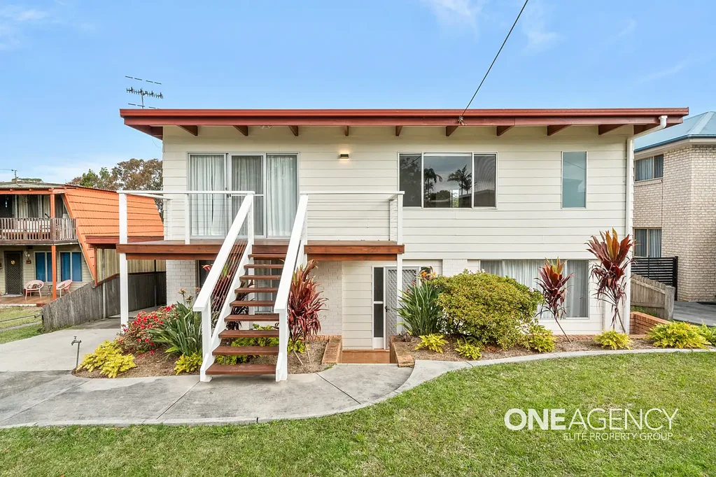 SPACIOUS FAMILY HOME IN A CONVENIENT ULLADULLA LOCATION