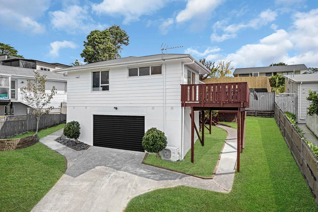 6 Celeste Place, Totara Vale, North Shore City, Auckland