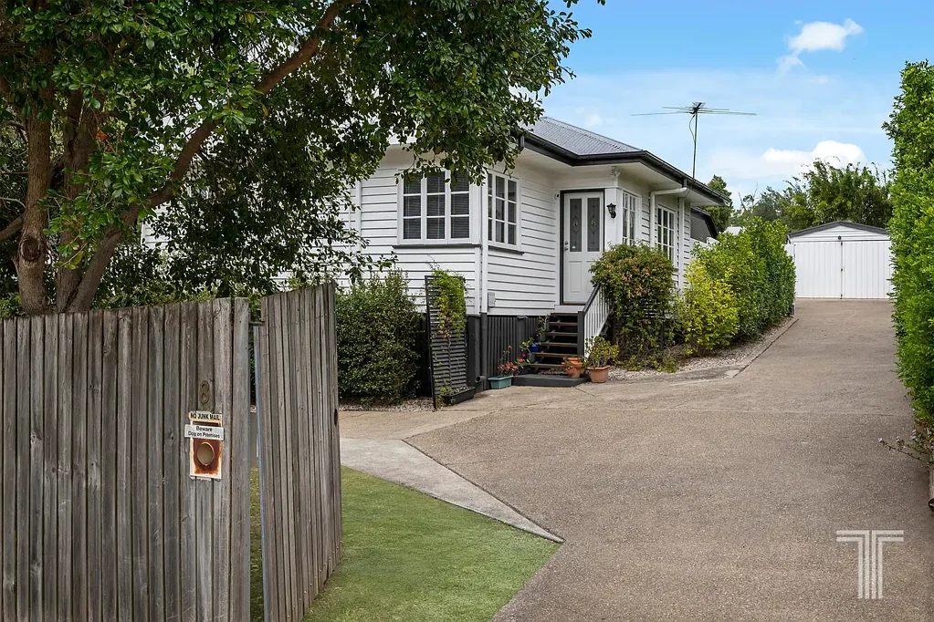 Mount Gravatt East 3ਬੈੱਡਰੂਮ Character at Heart, Ready for What Comes Next