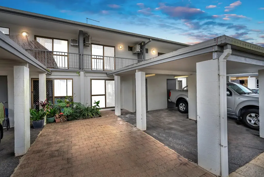 2/7 Rigg Street, Woree, QLD 4868